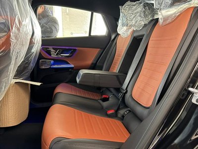 MERCEDES-BENZ GLC - 10