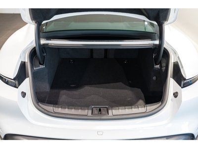 2021 Porsche TAYCAN 缩略图 17