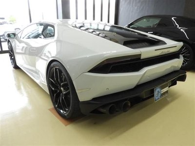 LAMBORGHINI HURACAN - 8