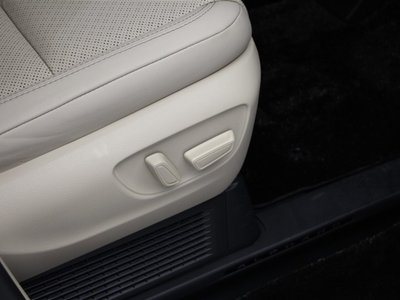 2024 Toyota ALPHARD photo 25