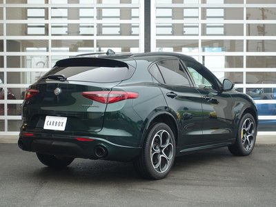 صورة 10 لـ 2022 ALFA Romeo STELVIO