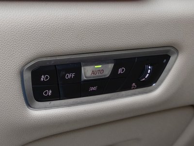 2021 BMW X6 — миниатюра 16