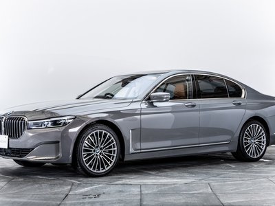 2019 BMW 7 SERIES photo 4