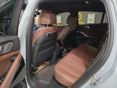 2025 BMW X6 — миниатюра 12