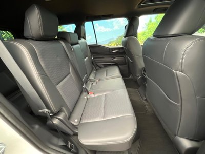 TOYOTA LAND CRUISER 250 - 8