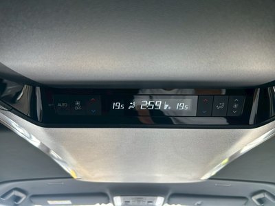 2025 Toyota ALPHARD thumbnail 40