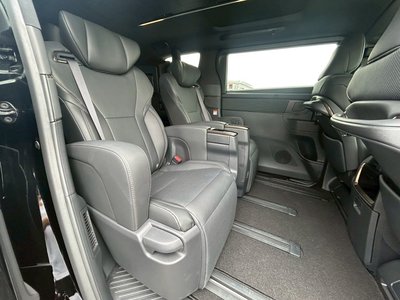 2025 Toyota ALPHARD thumbnail 11