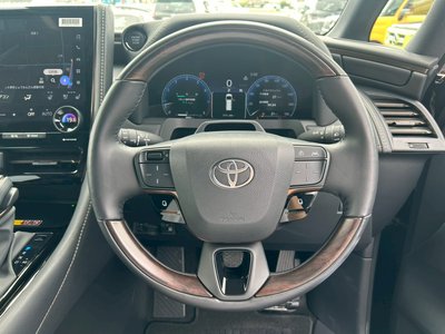 2025 Toyota ALPHARD thumbnail 27