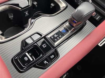 2023 Lexus RX thumbnail 29