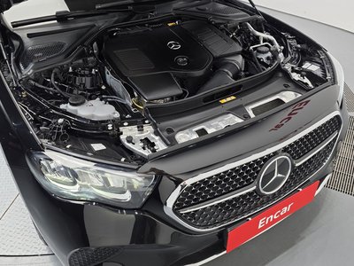 صورة 7 لـ 2025 Mercedes-BENZ E-CLASS