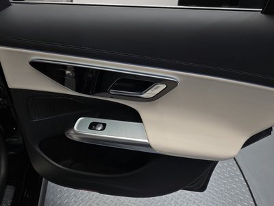 صورة مصغرة 15 لـ 2025 Mercedes-BENZ E-CLASS