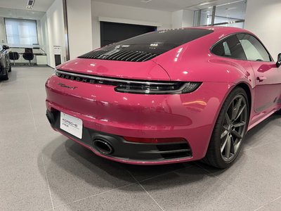 2023 Porsche 911 thumbnail 11