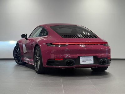 PORSCHE 911 - 4