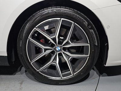 BMW 5 SERIES - 8