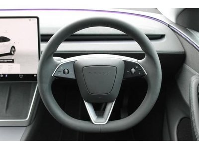صورة 9 لـ 2025 Tesla MODEL Y