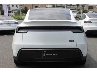 صورة 6 لـ 2025 Tesla MODEL Y