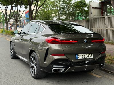 2021 BMW X6 — фото 5