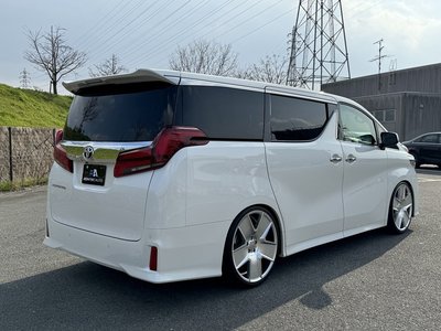 TOYOTA ALPHARD - 8