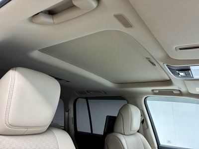 صورة مصغرة 28 لـ 2023 Toyota LAND CRUISER 300