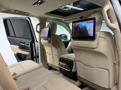 صورة 2 لـ 2023 Toyota LAND CRUISER 300