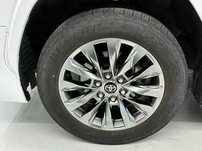 صورة مصغرة 20 لـ 2023 Toyota LAND CRUISER 300