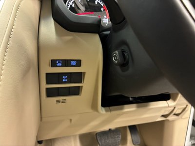 صورة مصغرة 35 لـ 2023 Toyota LAND CRUISER 300