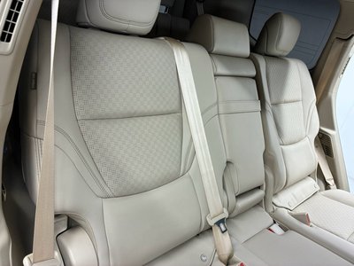 صورة مصغرة 58 لـ 2023 Toyota LAND CRUISER 300
