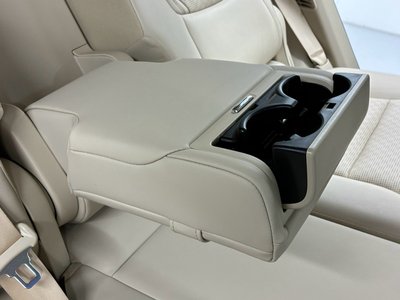 صورة مصغرة 59 لـ 2023 Toyota LAND CRUISER 300