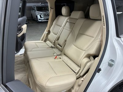 صورة مصغرة 56 لـ 2023 Toyota LAND CRUISER 300