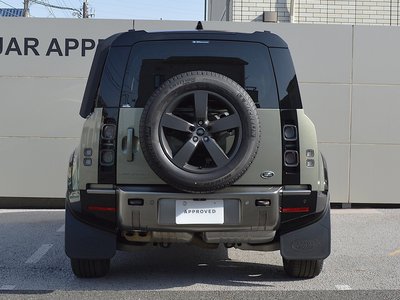 LAND ROVER DEFENDER - 5