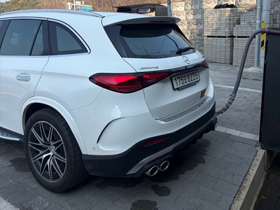 MERCEDES-BENZ GLC - 4