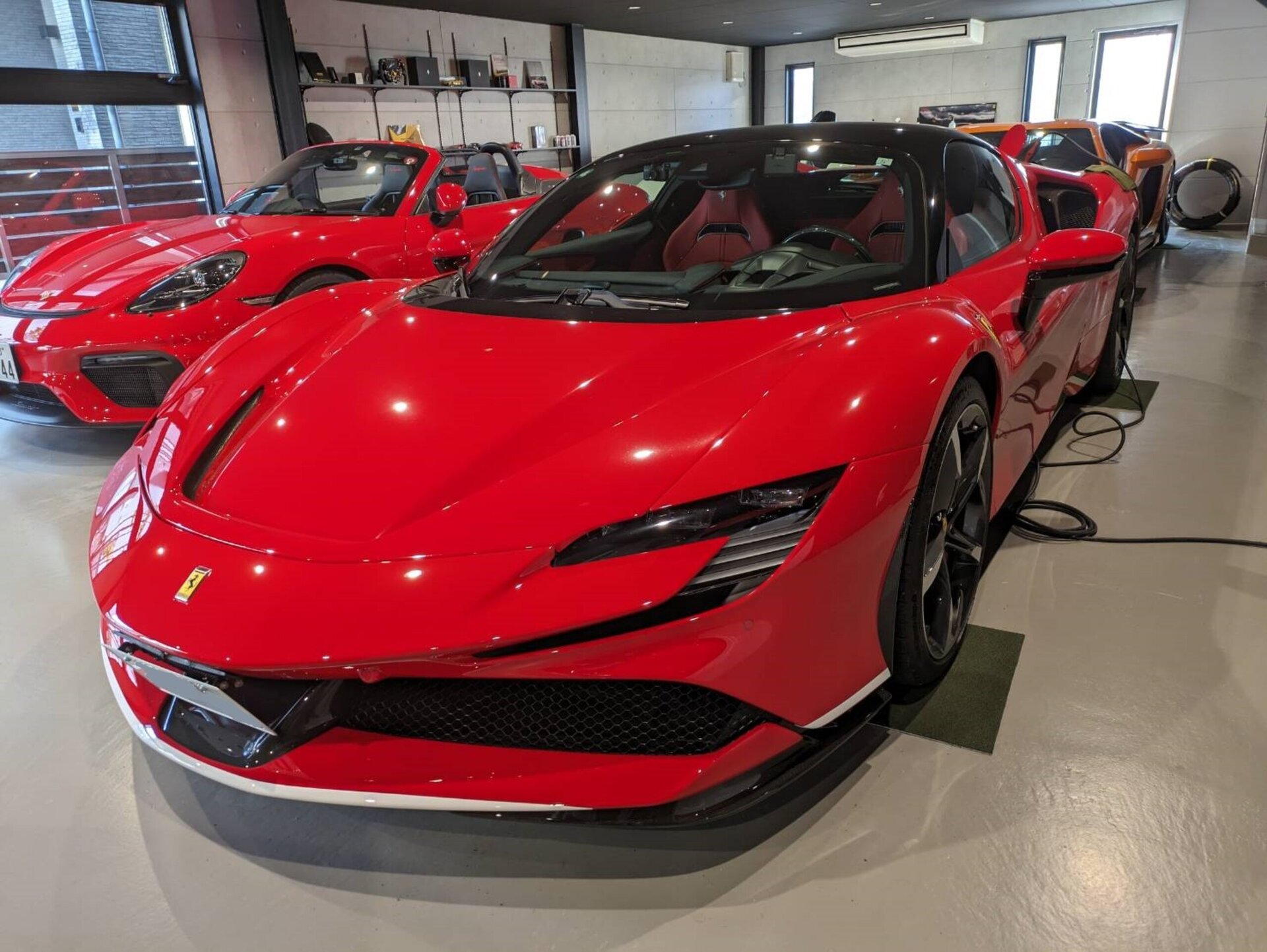 FERRARI SF90 STRADALE - View 1
