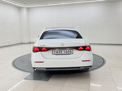 MERCEDES-BENZ E-CLASS - 3