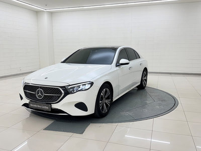MERCEDES-BENZ E-CLASS - 1