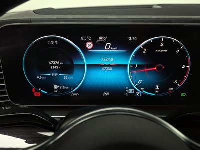 MERCEDES-BENZ GLE - 8