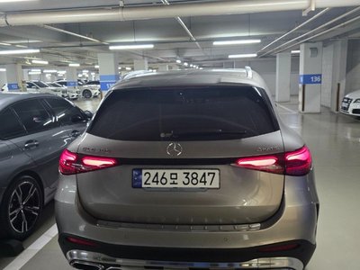MERCEDES-BENZ GLC - 7