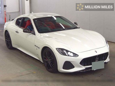 MASERATI GRANTURISMO - 1