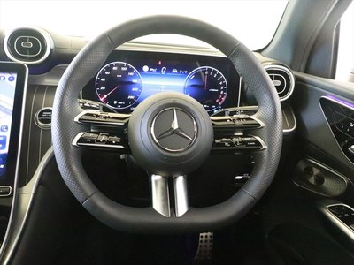 2025 Mercedes-BENZ GLC — миниатюра 21