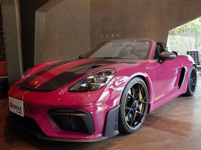 PORSCHE 718 SPYDER - 5