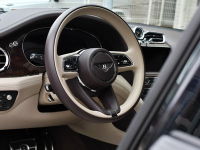 2021 Bentley BENTAYGA thumbnail 11