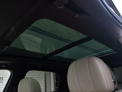 2021 Bentley BENTAYGA thumbnail 15