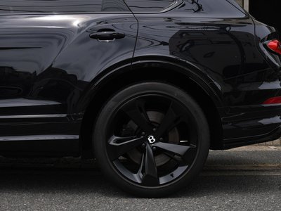 2021 Bentley BENTAYGA thumbnail 31