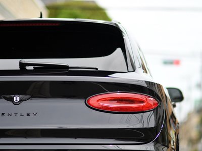 2021 Bentley BENTAYGA thumbnail 32