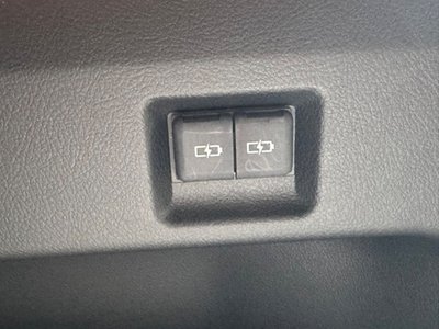 TOYOTA GRAND ACE - 9