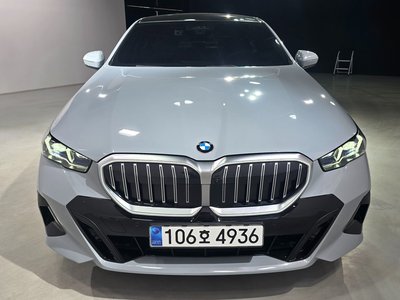 BMW 5 SERIES - 2