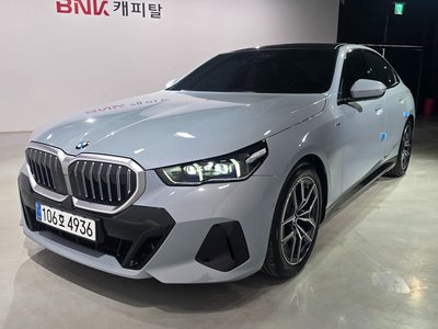 BMW 5 SERIES - 1