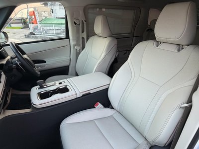 2024 Lexus LM 缩略图 18