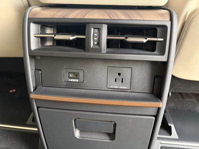 2024 Lexus LM 缩略图 47
