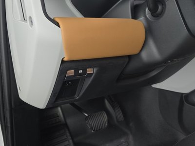 2024 LAND Rover DEFENDER thumbnail 28