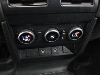 2024 LAND Rover DEFENDER thumbnail 27